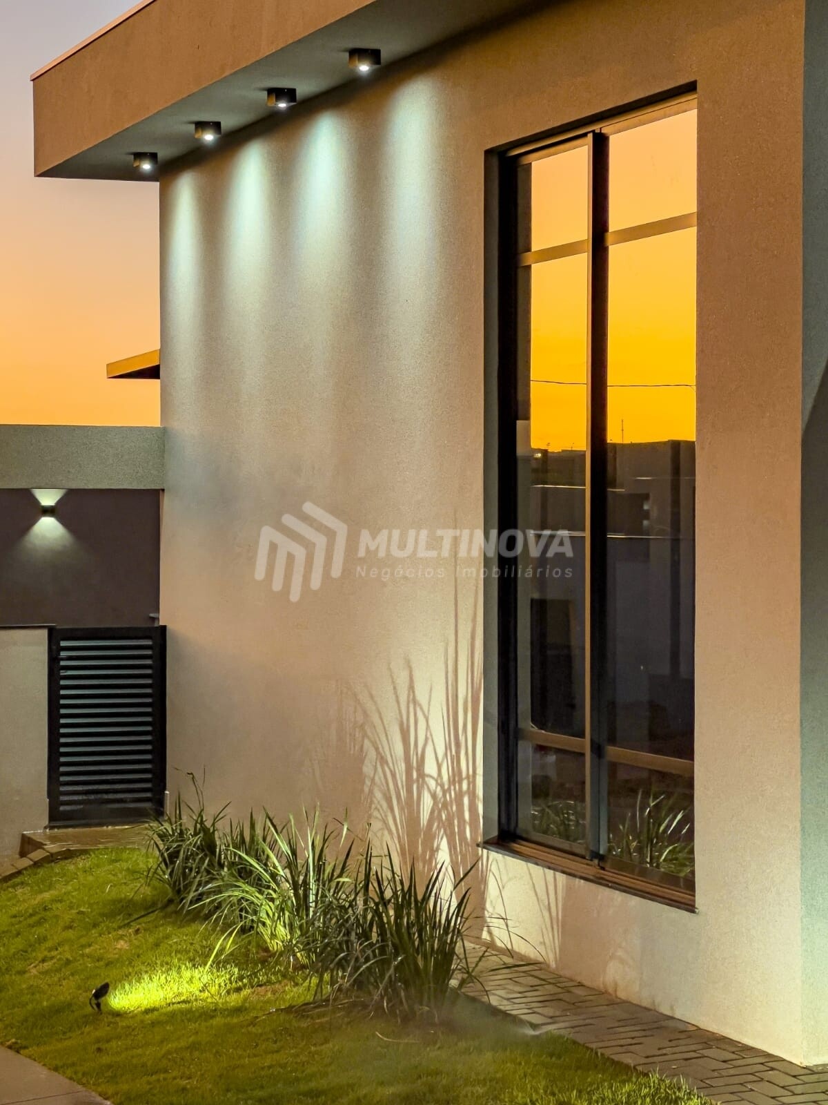 Casa de Condomínio com 3 quartos à venda, 149m² — foto 4 de 28