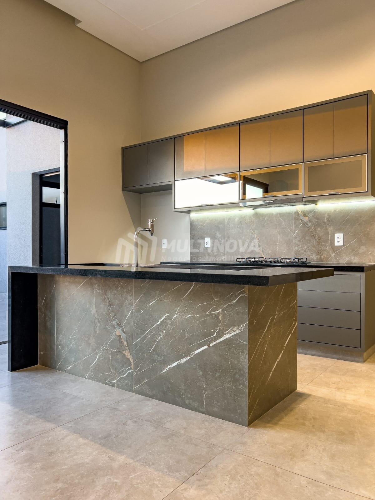 Casa de Condomínio com 3 quartos à venda, 149m² — foto 13 de 28