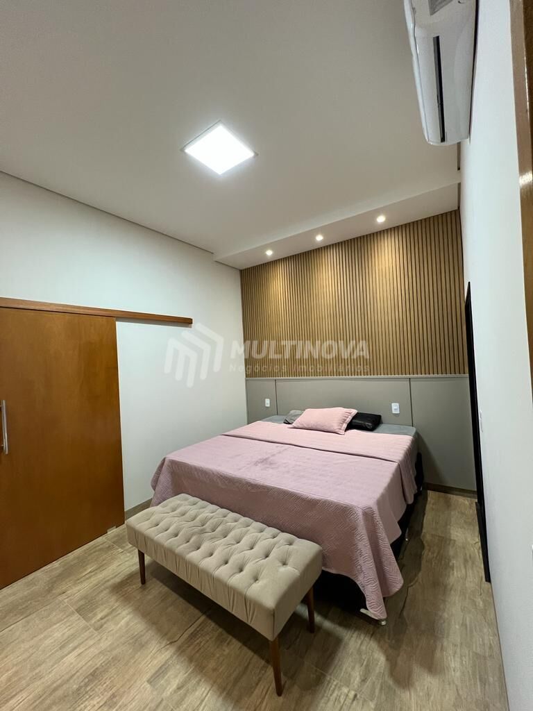 Casa de Condomínio com 3 quartos à venda, 167m² — foto 10 de 16