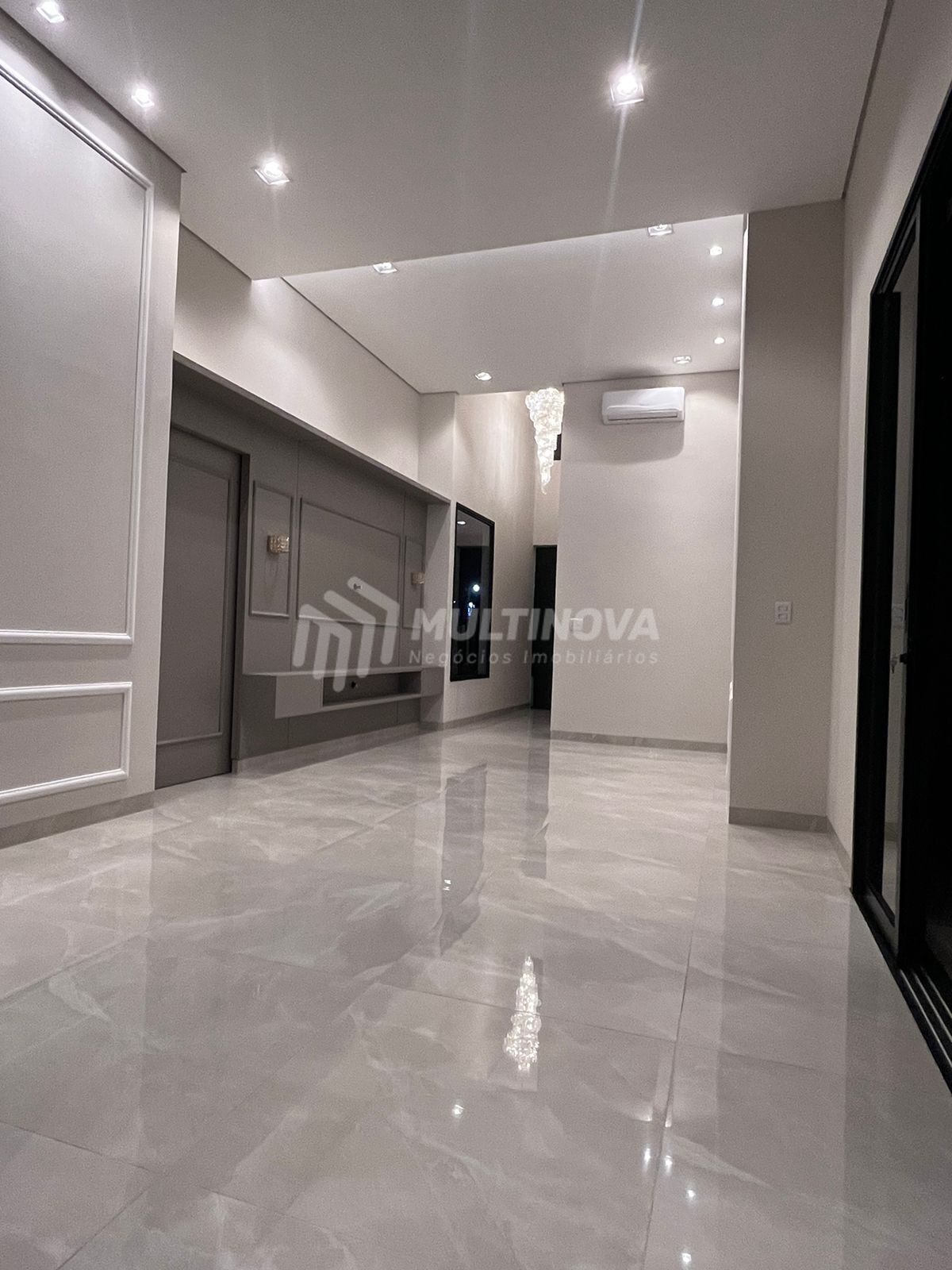 Casa de Condomínio com 3 quartos à venda, 162m² — foto 4 de 7