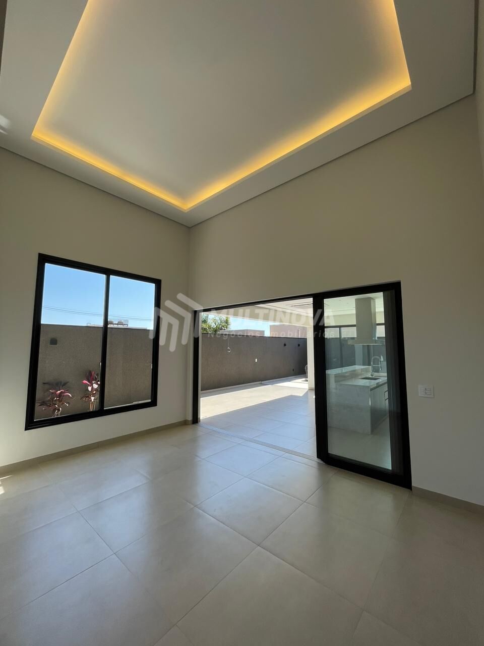 Casa de Condomínio com 3 quartos à venda, 223m² — foto 33 de 36