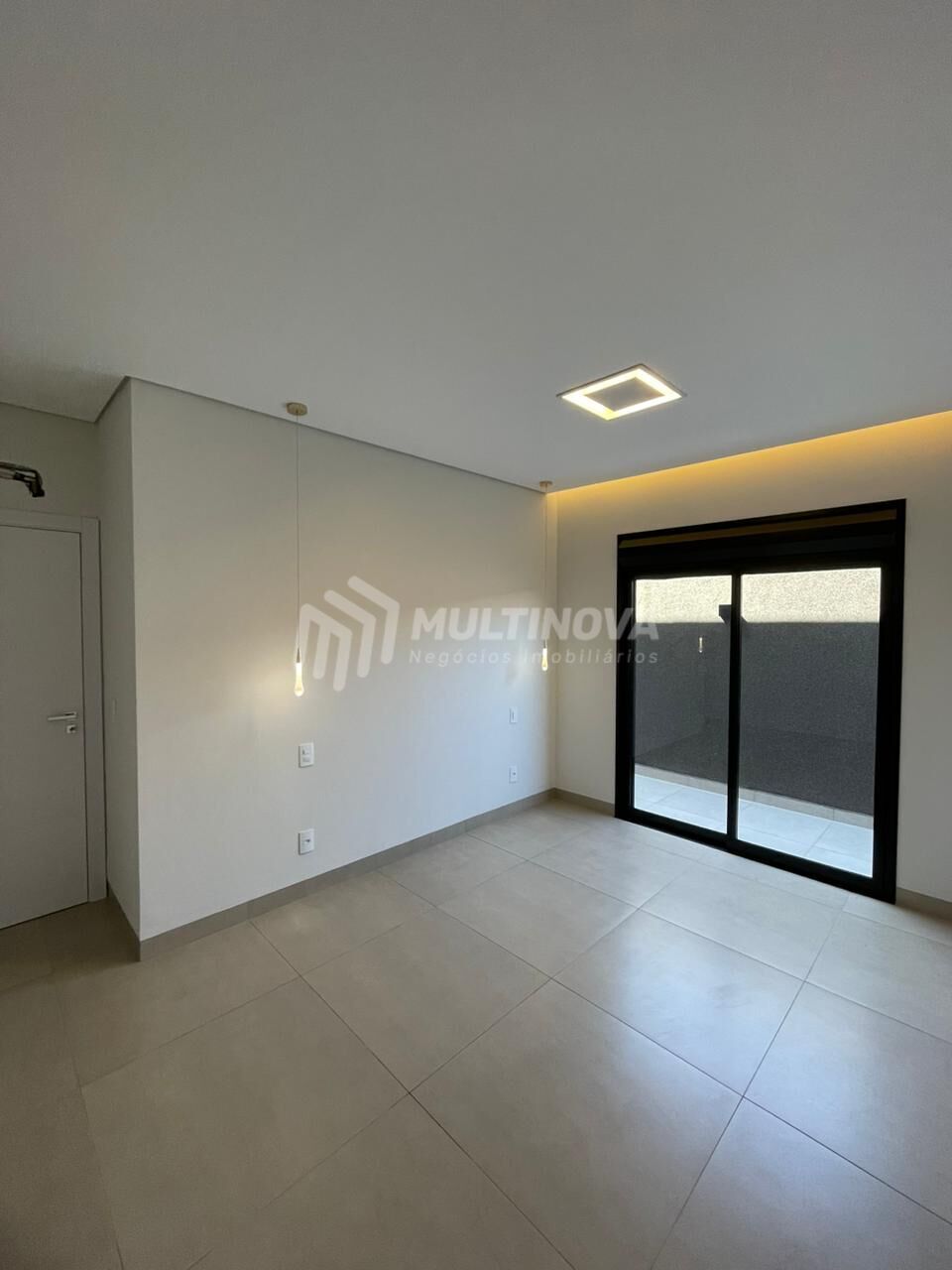 Casa de Condomínio com 3 quartos à venda, 223m² — foto 24 de 36