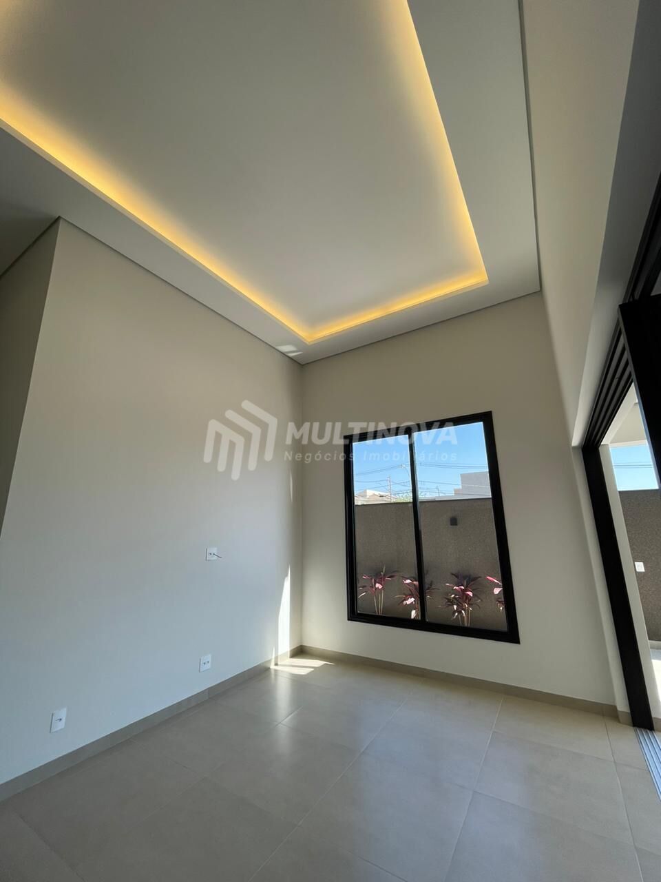 Casa de Condomínio com 3 quartos à venda, 223m² — foto 32 de 36