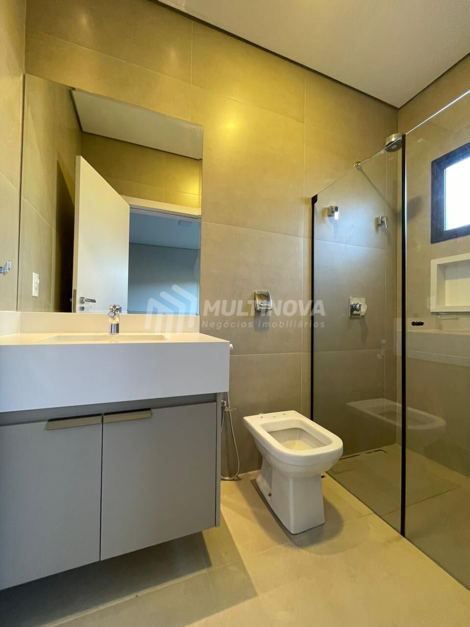 Casa de Condomínio com 3 quartos à venda, 223m² — foto 29 de 36
