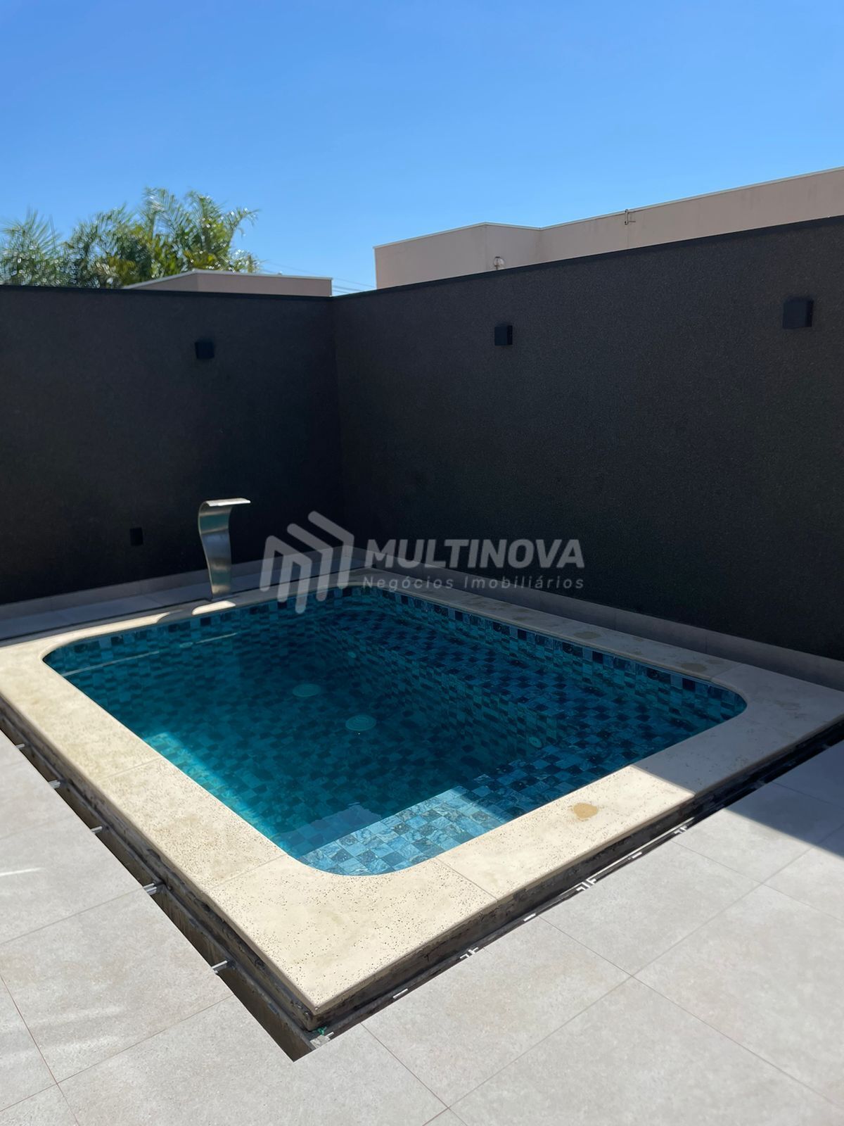Casa de Condomínio com 3 quartos à venda, 223m² — foto 9 de 36