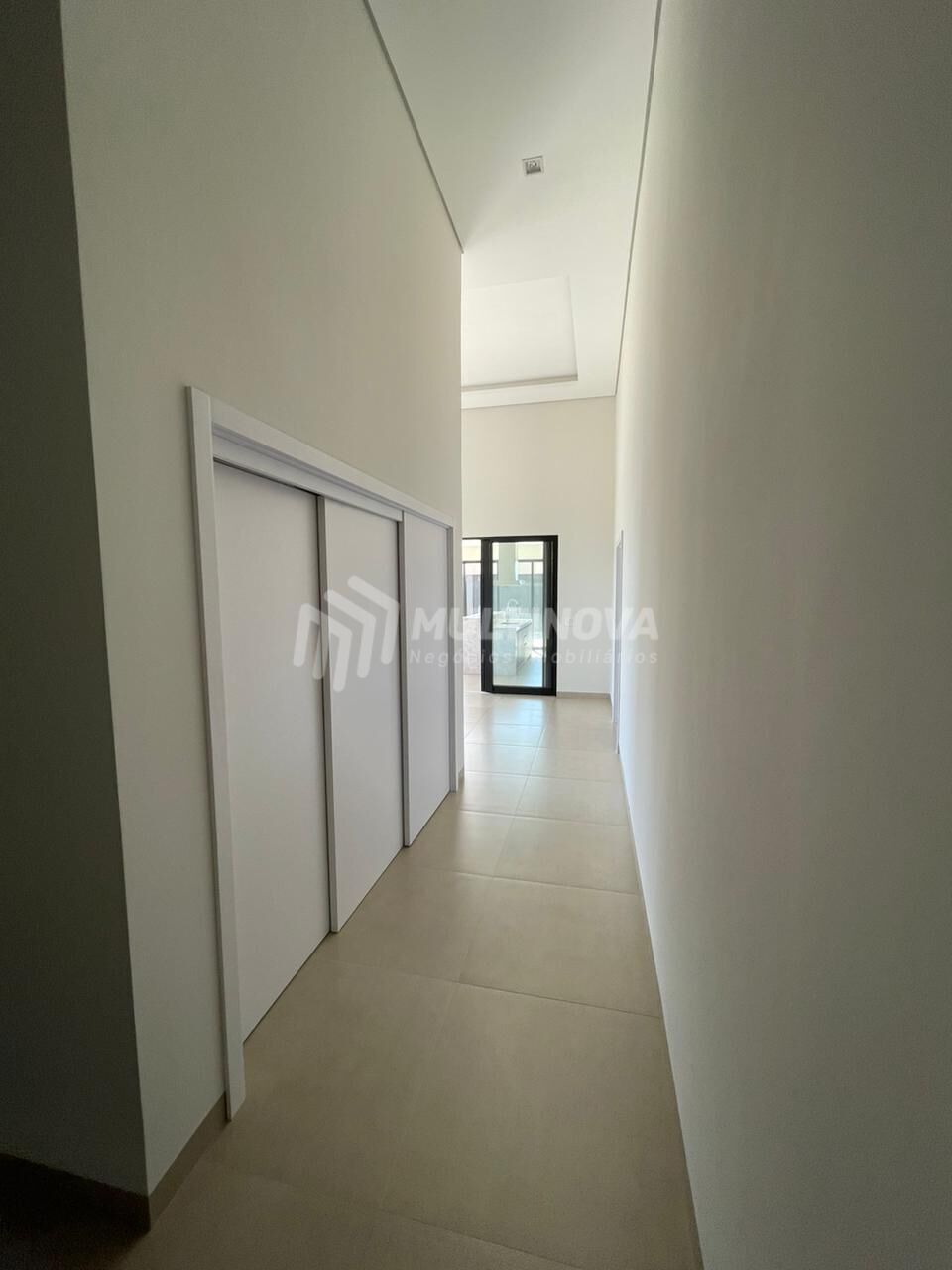 Casa de Condomínio com 3 quartos à venda, 223m² — foto 34 de 36