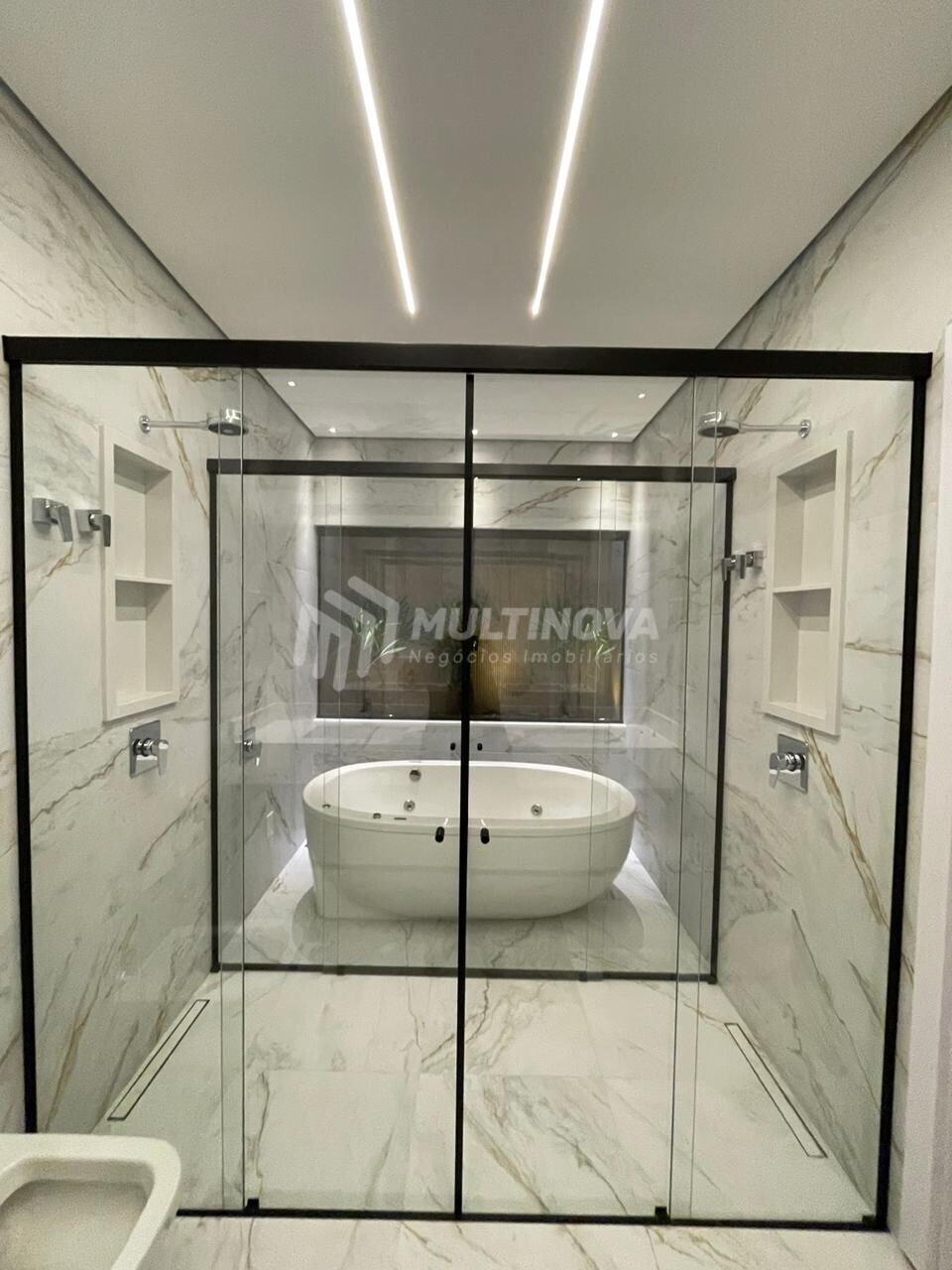 Casa de Condomínio com 3 quartos à venda, 223m² — foto 21 de 36