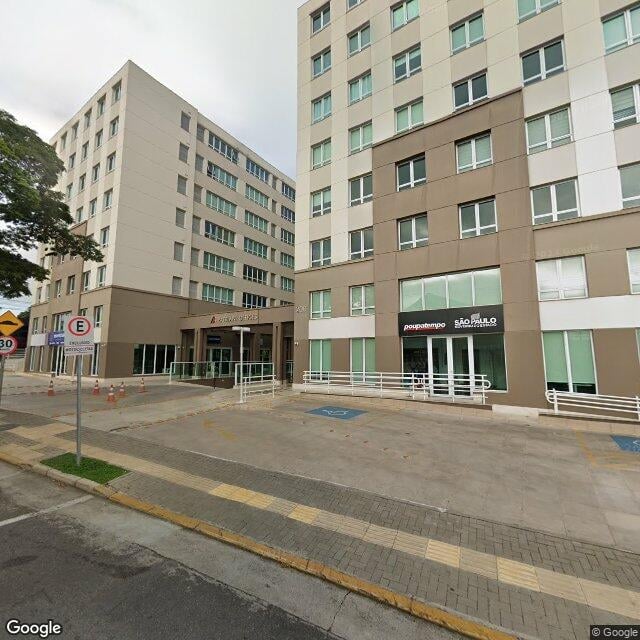 Imagem estática do "Street View" da localização