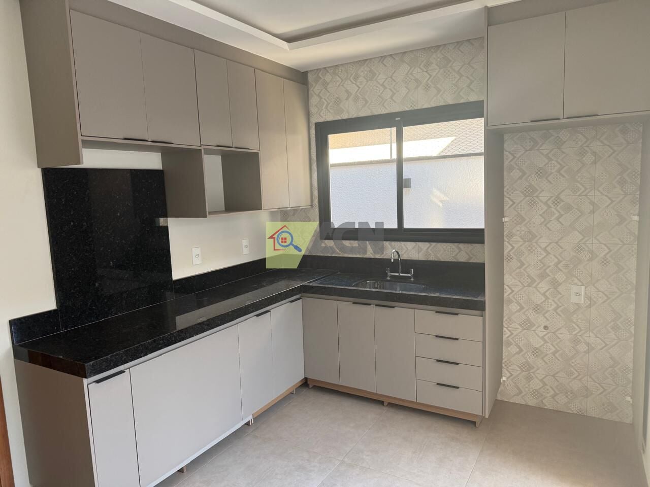 Casa, 3 quartos, 172 m² - Foto 8