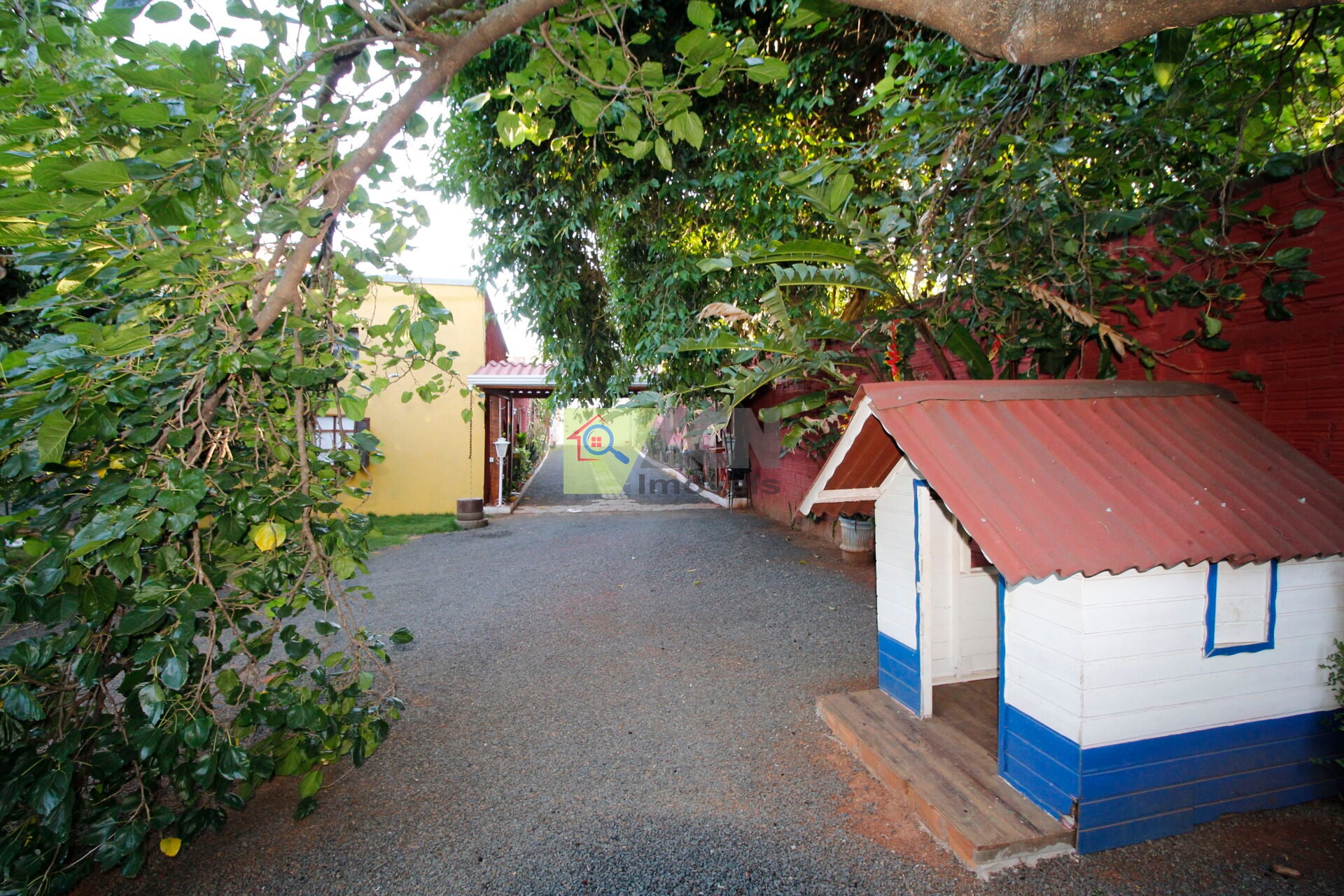 Chácara, 2 quartos, 2405 m² - Foto 9