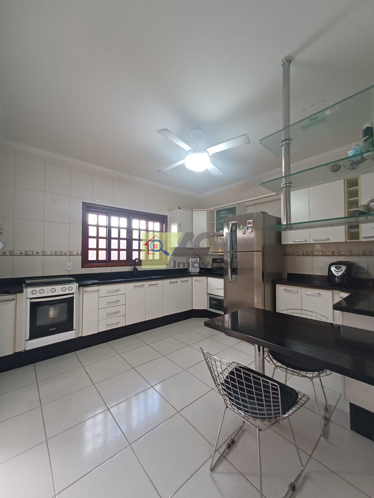 Casa, 3 quartos, 200 m² - Foto 8