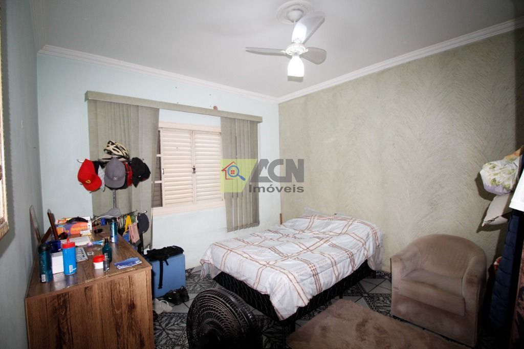 Casa, 4 quartos, 200 m² - Foto 16