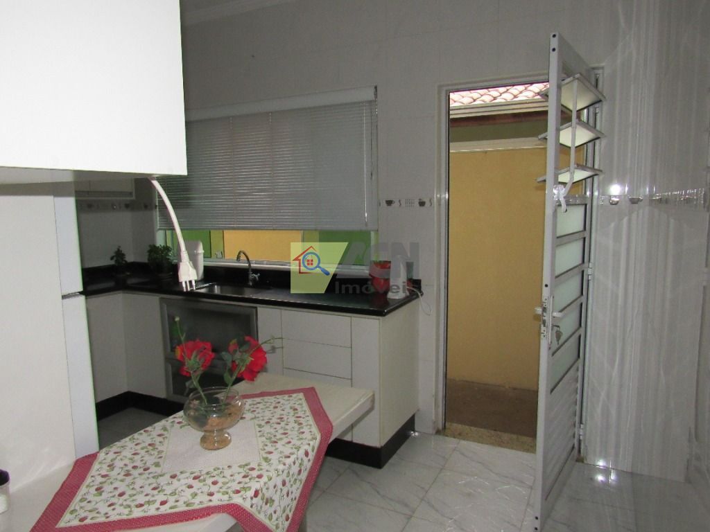 Sobrado, 3 quartos, 210 m² - Foto 9