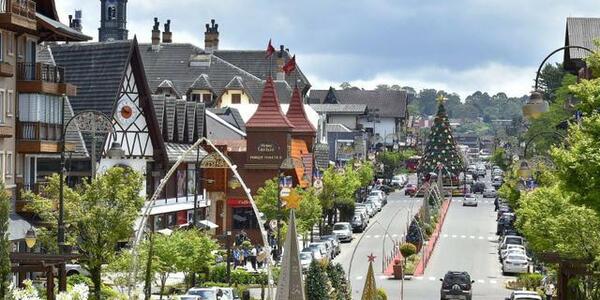 Apartamento, casa ou terreno em Gramado? Imóveis na Serra Gaúcha é aqui.
