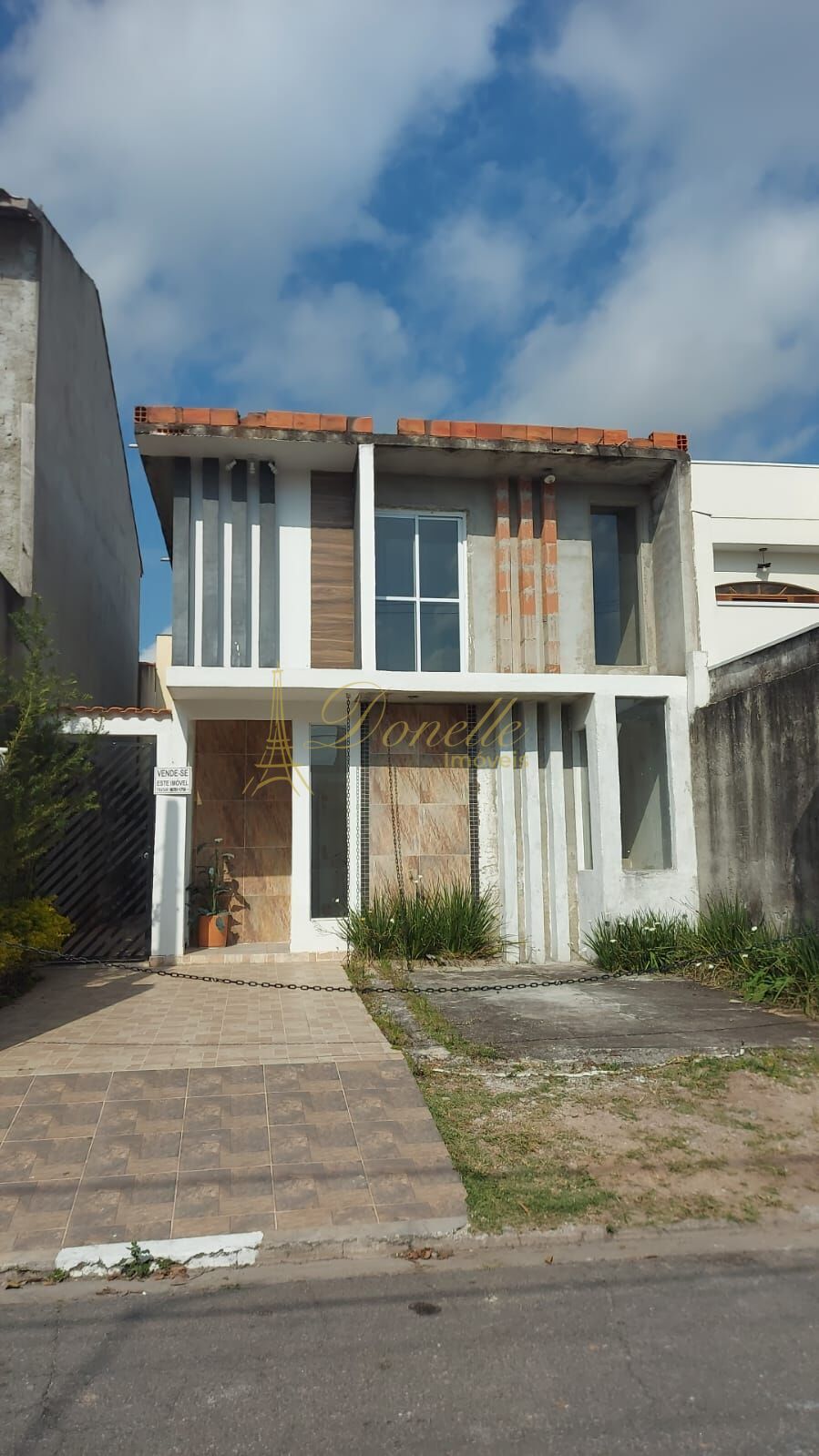 Casa, 4 quartos, 145 m² - Foto 1