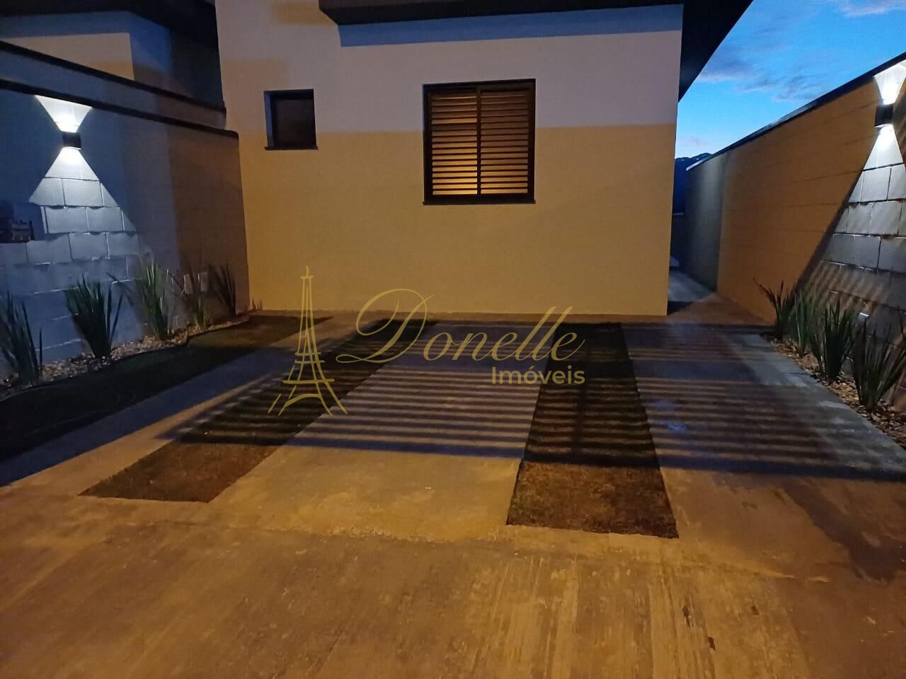 Casa, 2 quartos, 90 m² - Foto 1