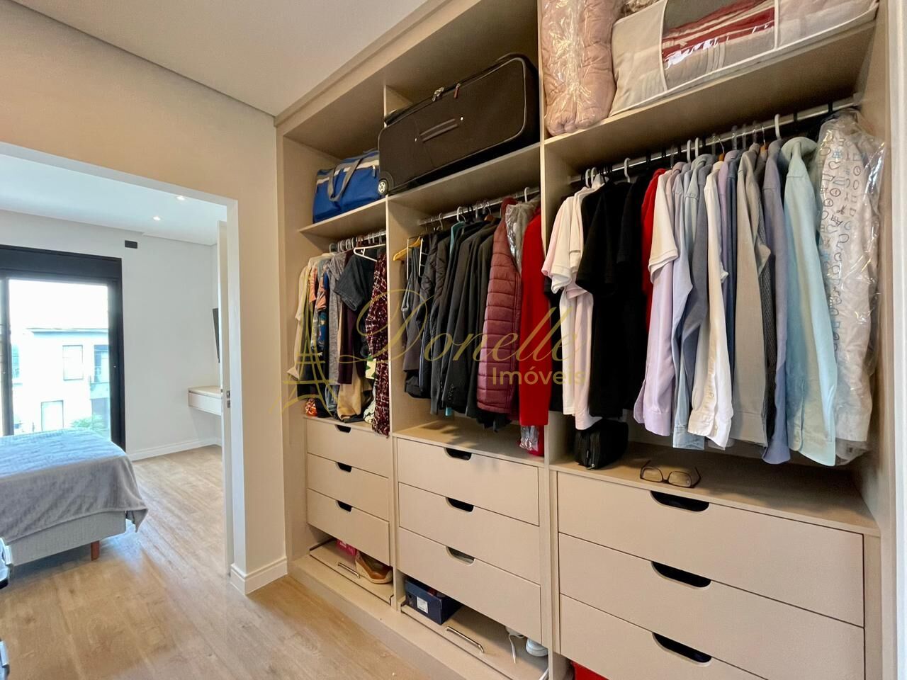 Casa, 3 quartos, 230 m² - Foto 2