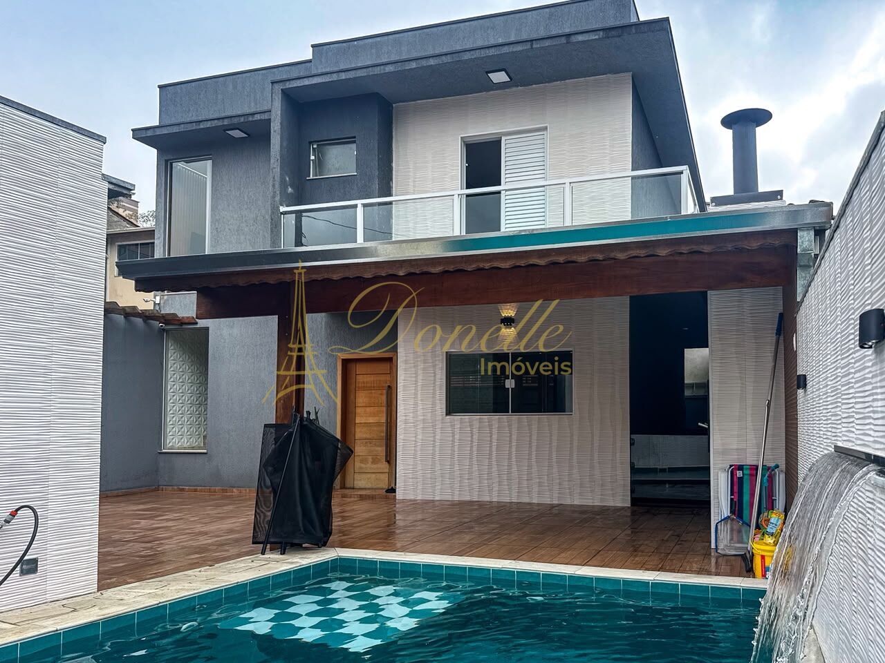 Casa, 3 quartos, 122 m² - Foto 1