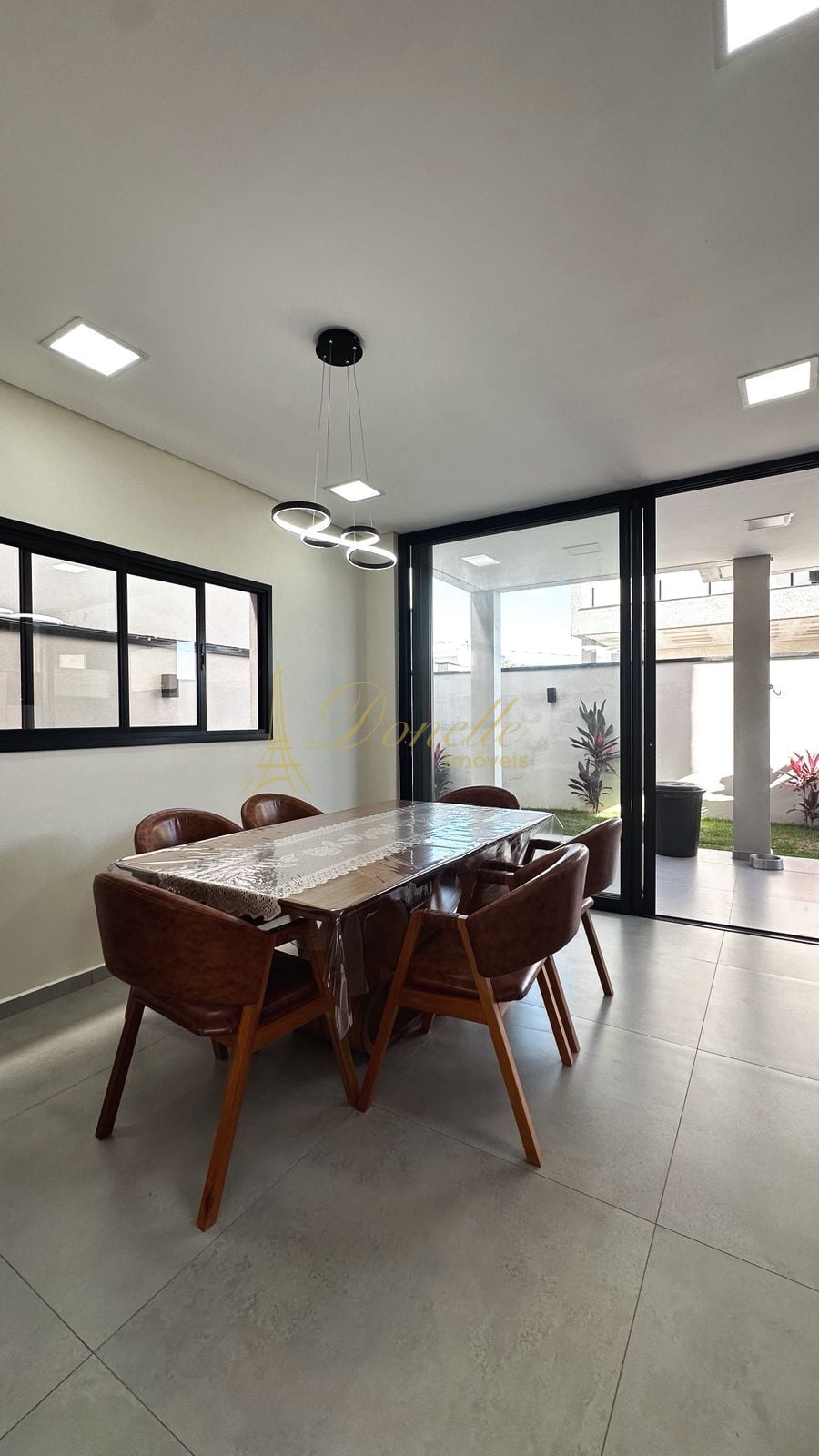 Apartamento, 3 quartos, 192 m² - Foto 2