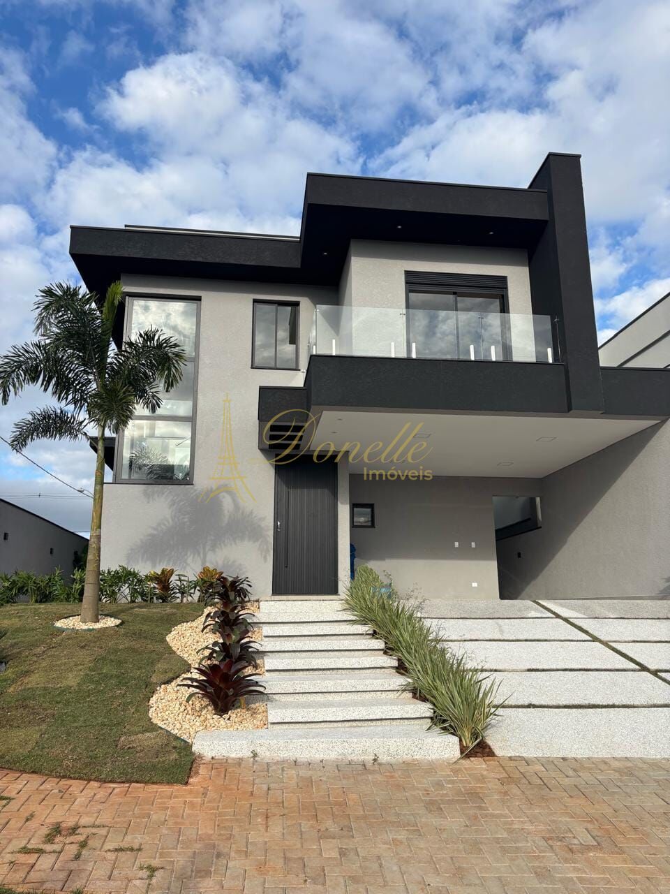 Casa, 3 quartos, 248 m² - Foto 1