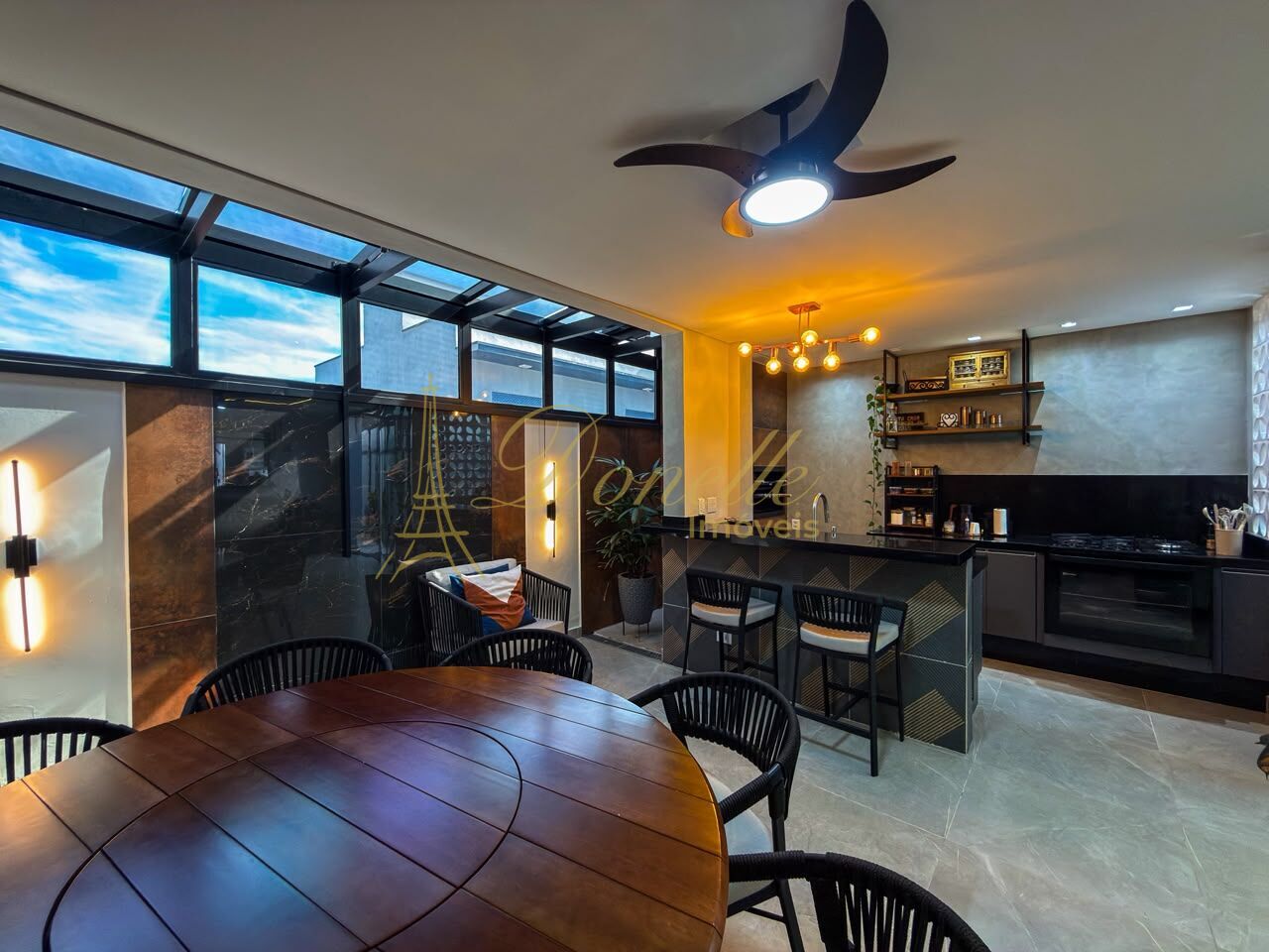 Casa, 3 quartos, 180 m² - Foto 1
