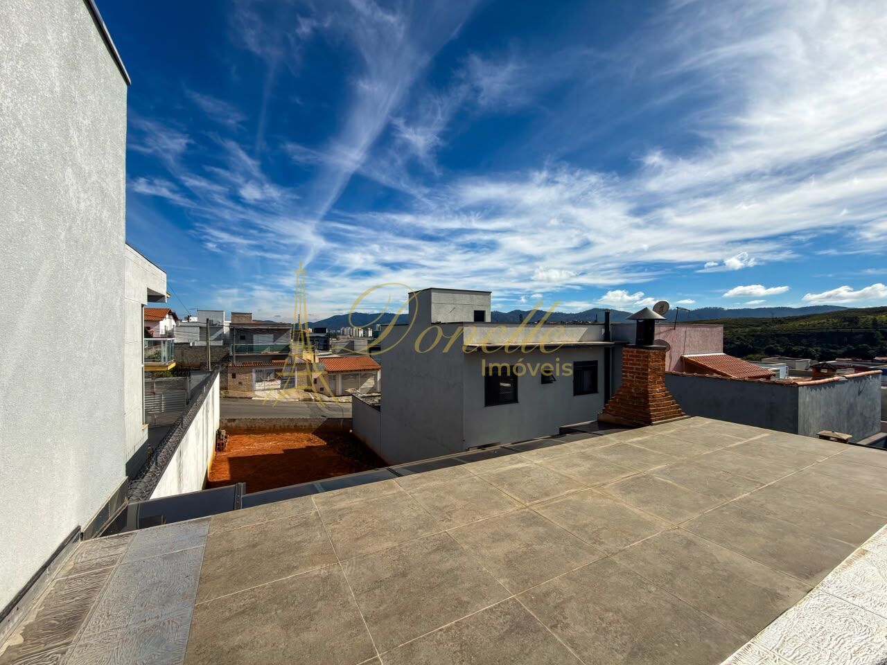 Casa, 3 quartos, 180 m² - Foto 2