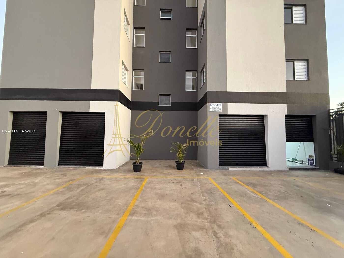 Loja-Salão, 90 m² - Foto 1