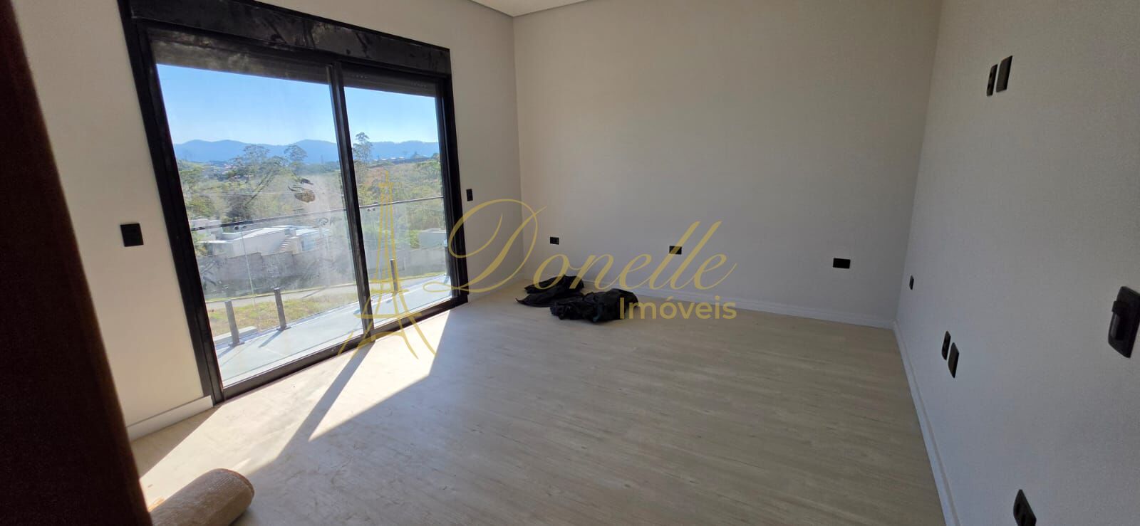 Casa, 3 quartos, 242 m² - Foto 8