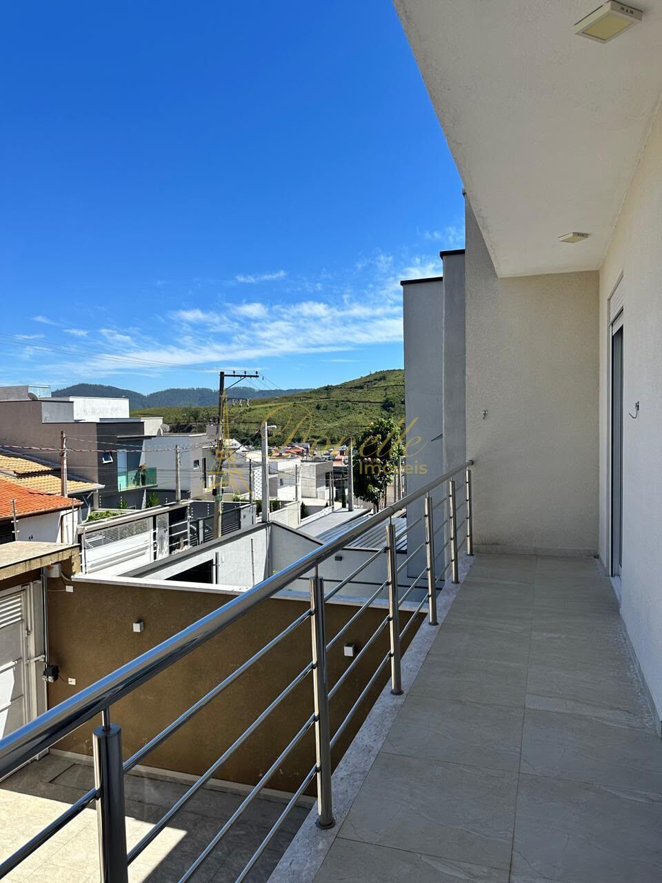 Casa, 4 quartos, 132 m² - Foto 1