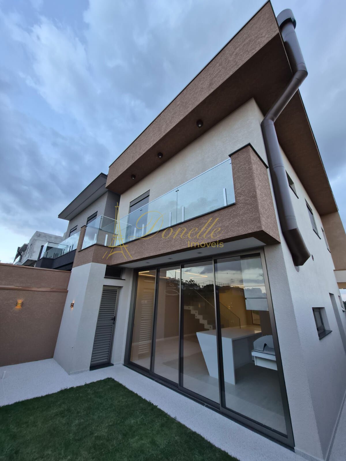 Sobrado, 3 quartos, 190 m² - Foto 2