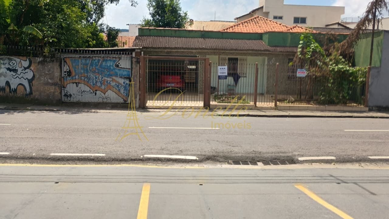 Casa, 3 quartos, 258 m² - Foto 1