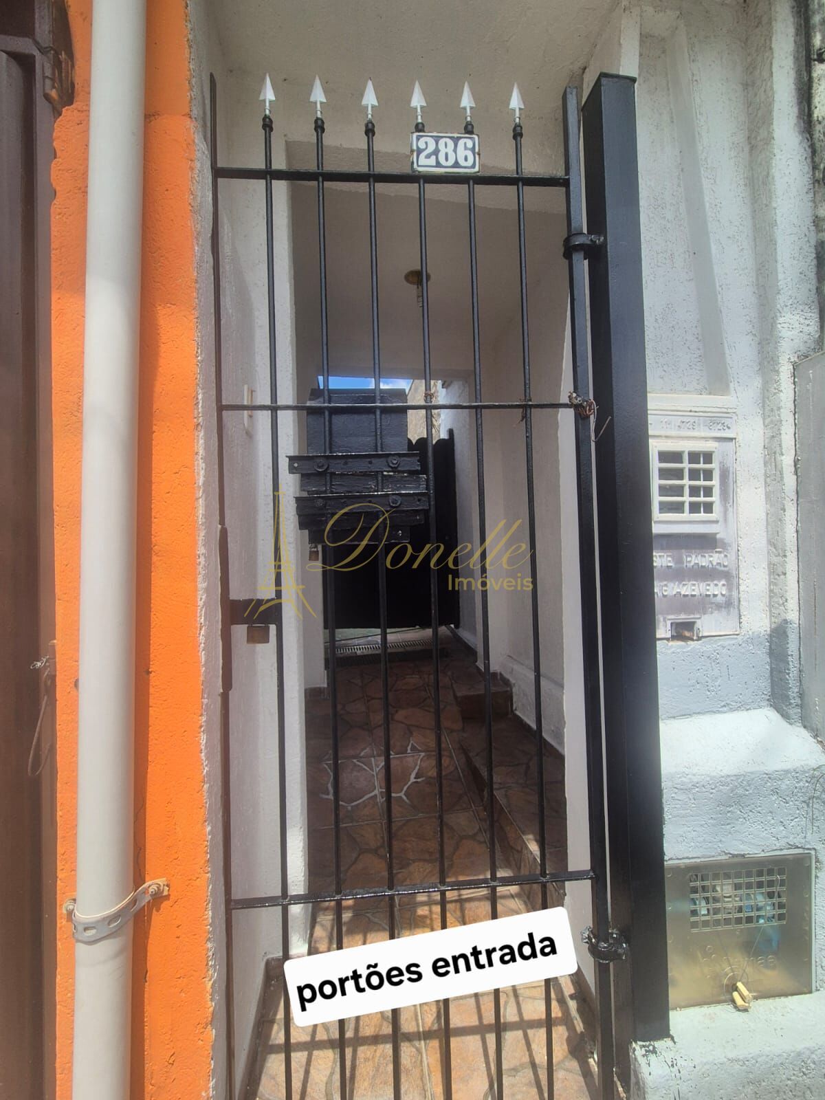 Casa, 2 quartos, 197 m² - Foto 1