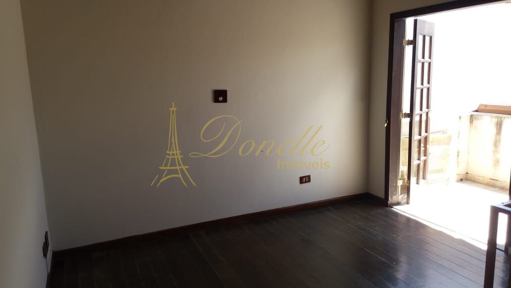Casa, 3 quartos, 252 m² - Foto 10