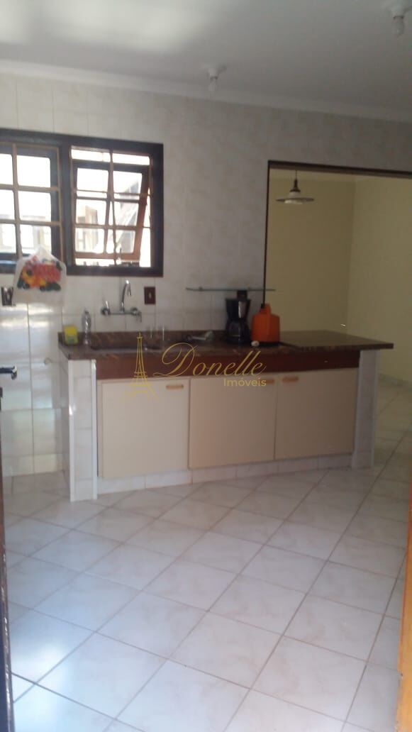Casa, 3 quartos, 252 m² - Foto 4