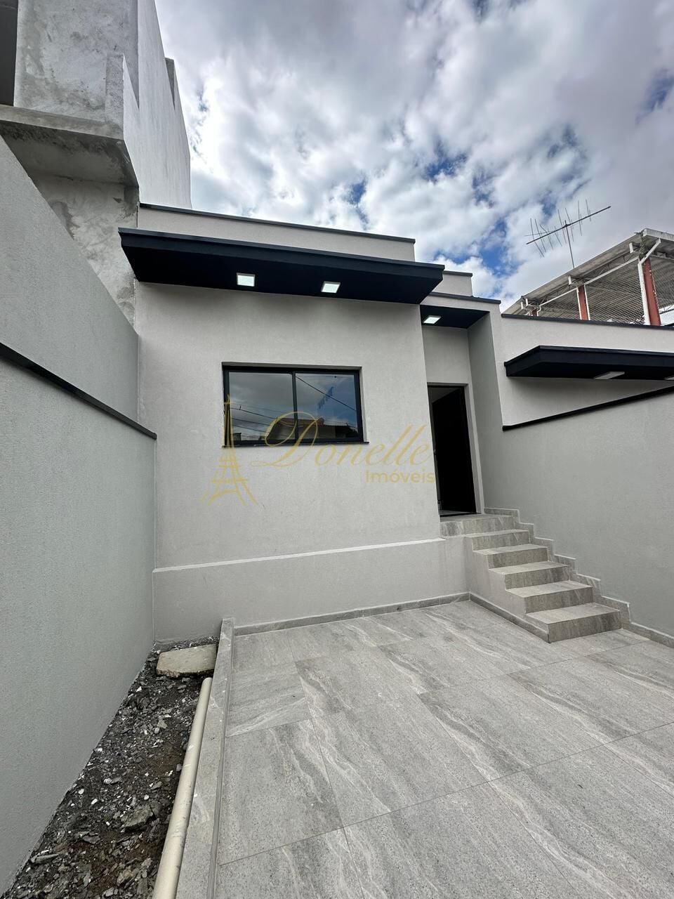 Casa, 2 quartos, 59 m² - Foto 1