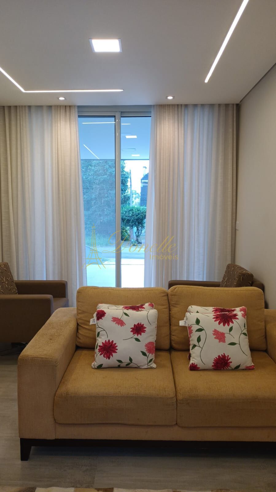 Casa, 3 quartos, 210 m² - Foto 8