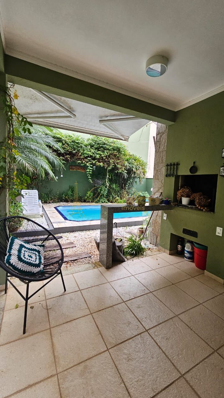 Casa, 4 quartos, 260 m² - Foto 30