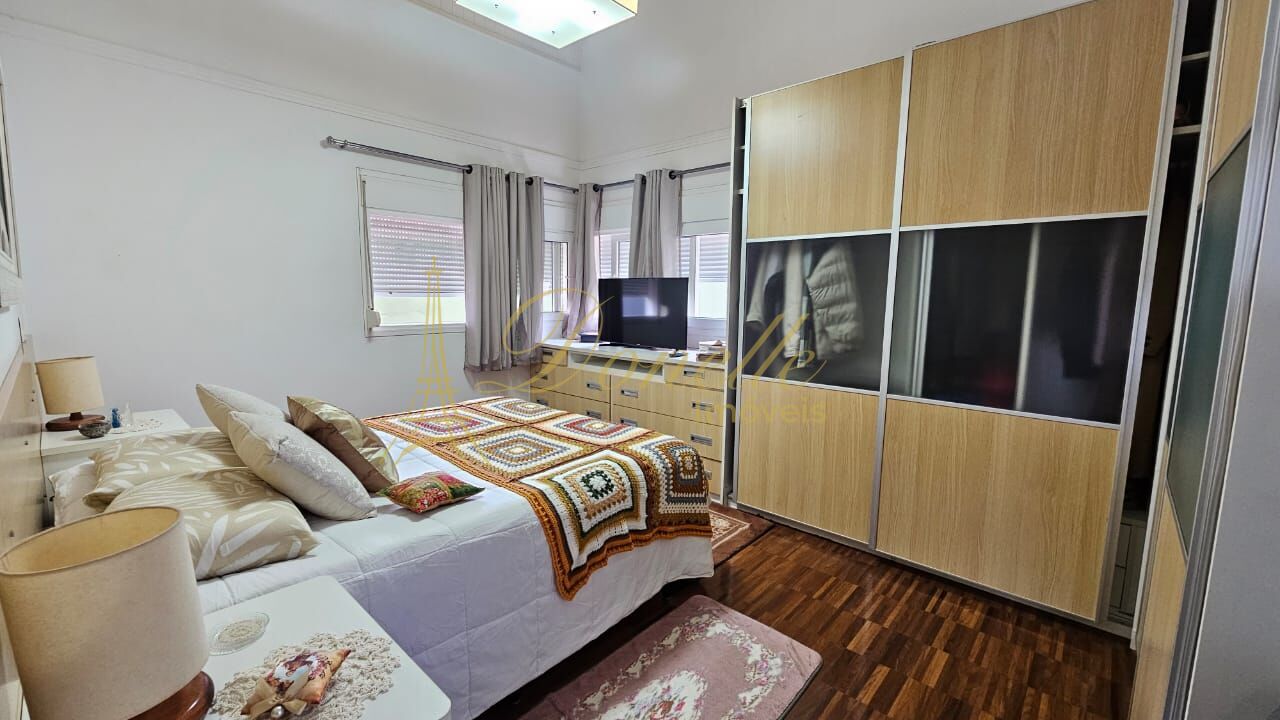 Casa, 4 quartos, 260 m² - Foto 16