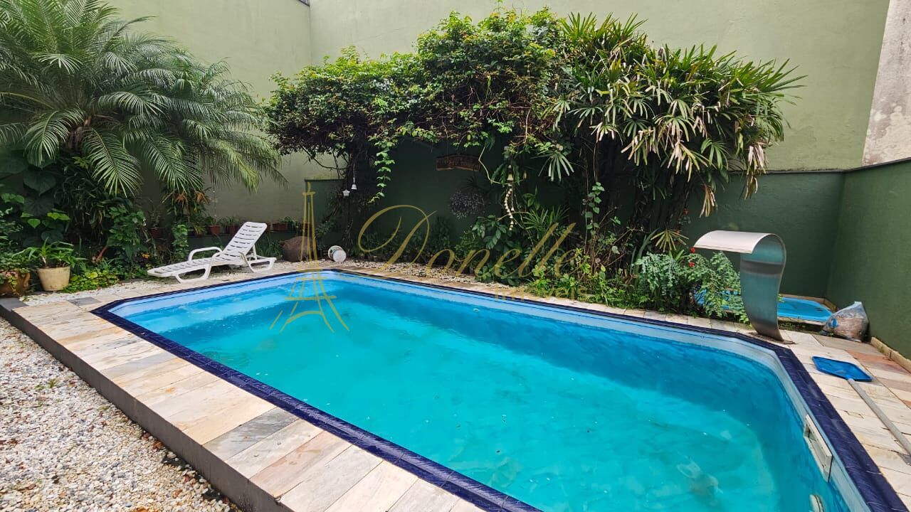 Casa, 4 quartos, 260 m² - Foto 24