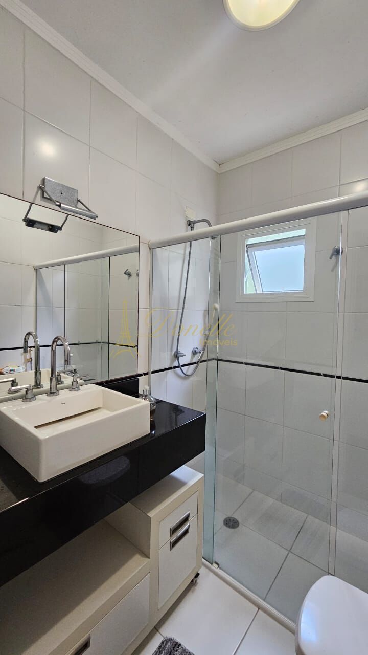 Casa, 4 quartos, 260 m² - Foto 22