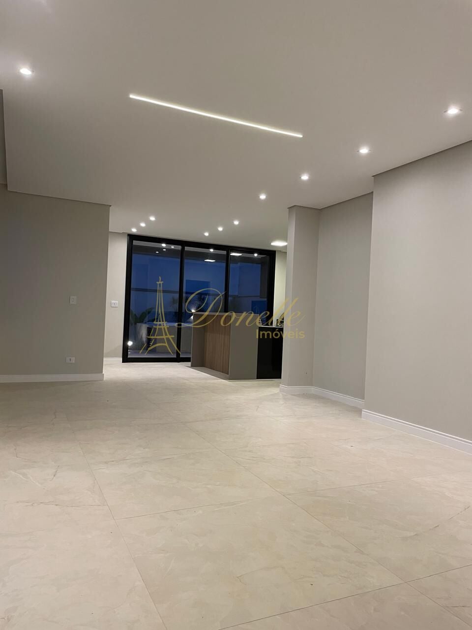 Casa, 3 quartos, 225 m² - Foto 3