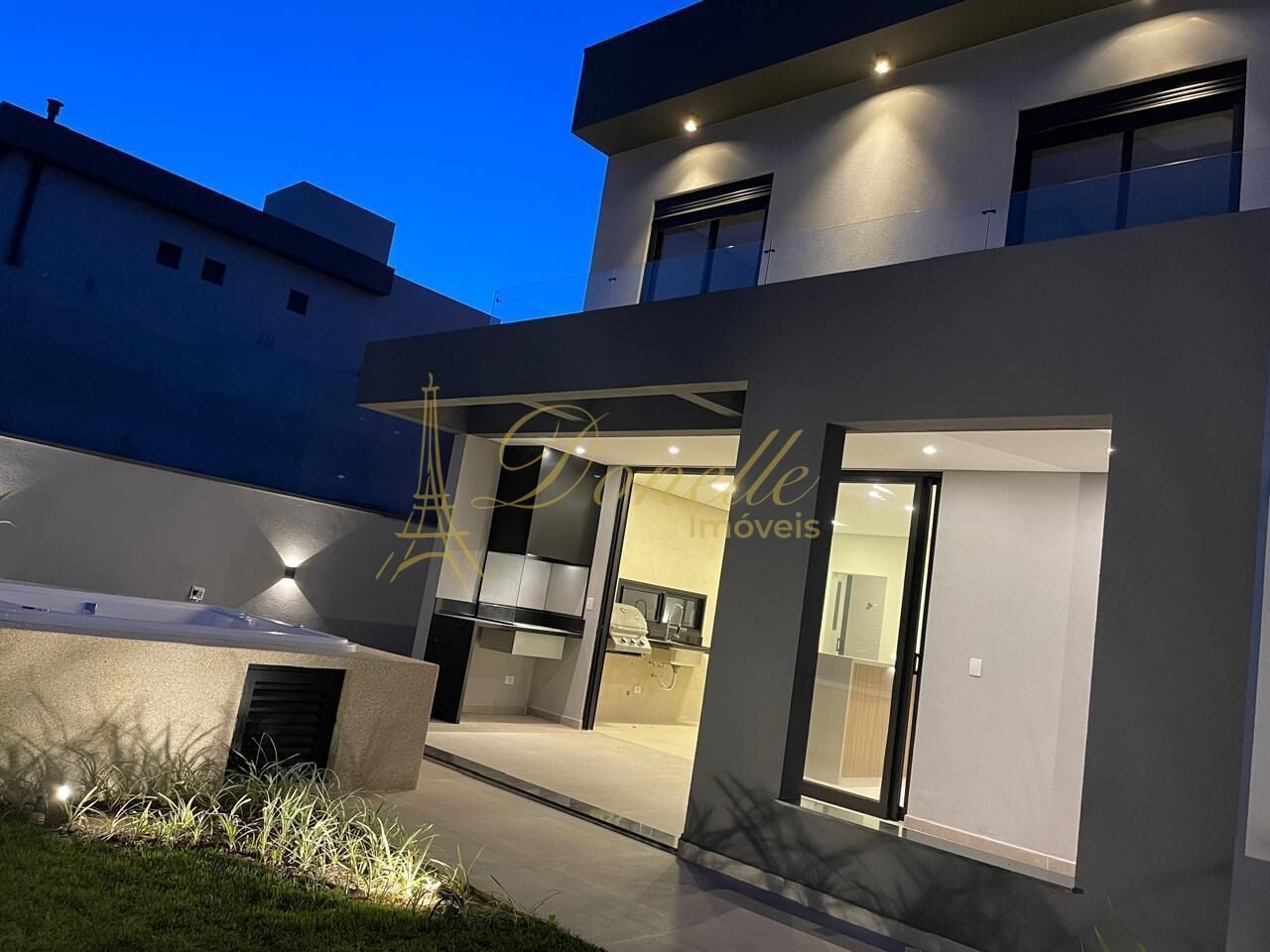 Casa, 3 quartos, 225 m² - Foto 1