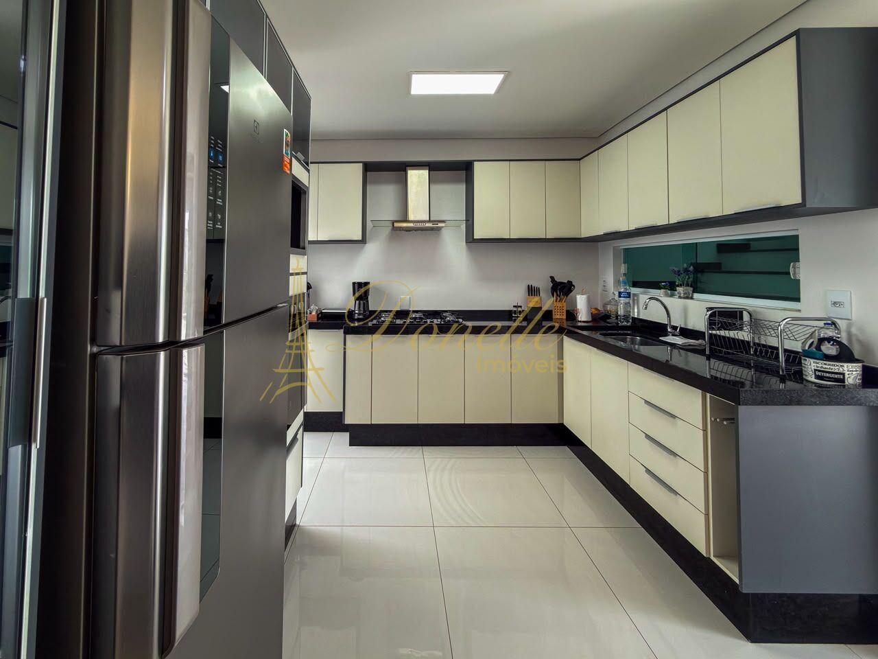 Casa, 3 quartos, 240 m² - Foto 38