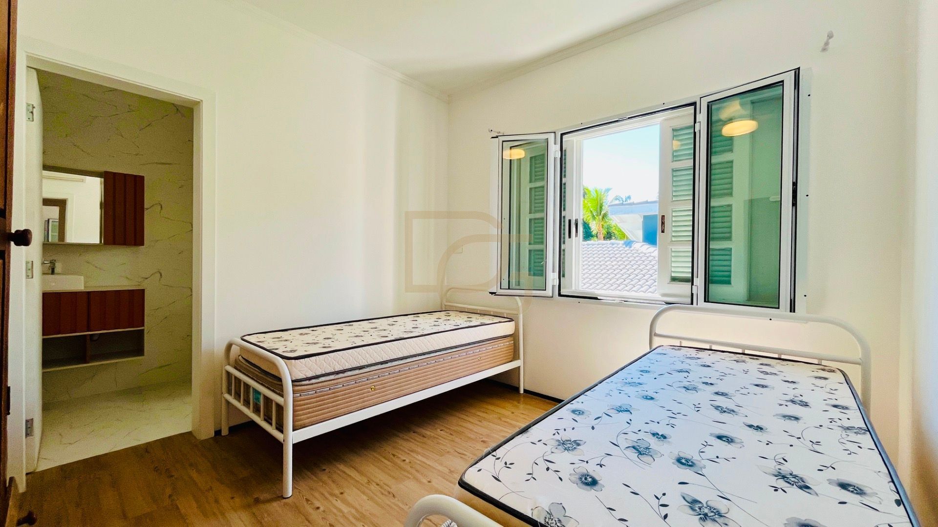 Casa, 4 quartos, 257 m² - Foto 13