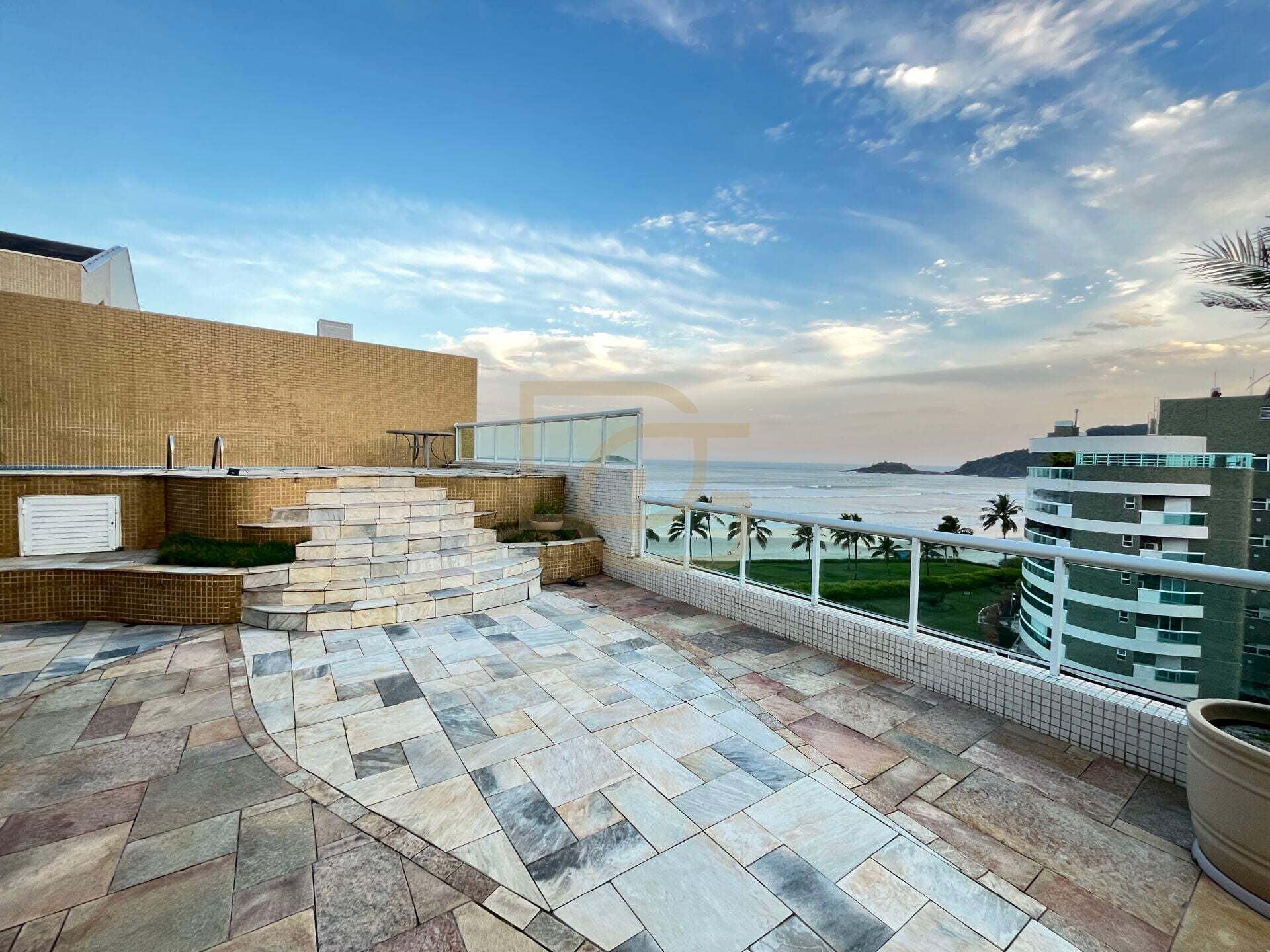 Cobertura, 5 quartos, 370 m² - Foto 4