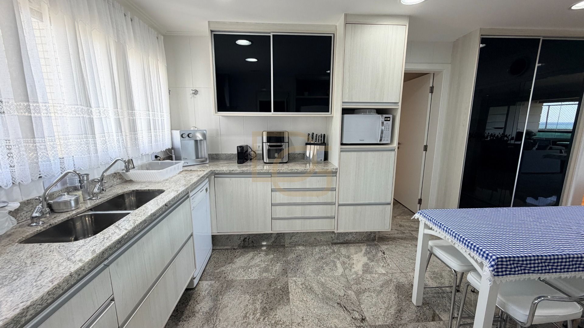 Apartamento, 5 quartos, 236 m² - Foto 11