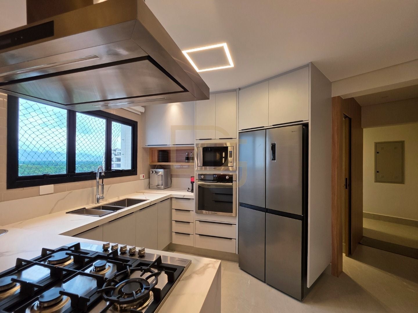 Cobertura, 4 quartos, 270 m² - Foto 4