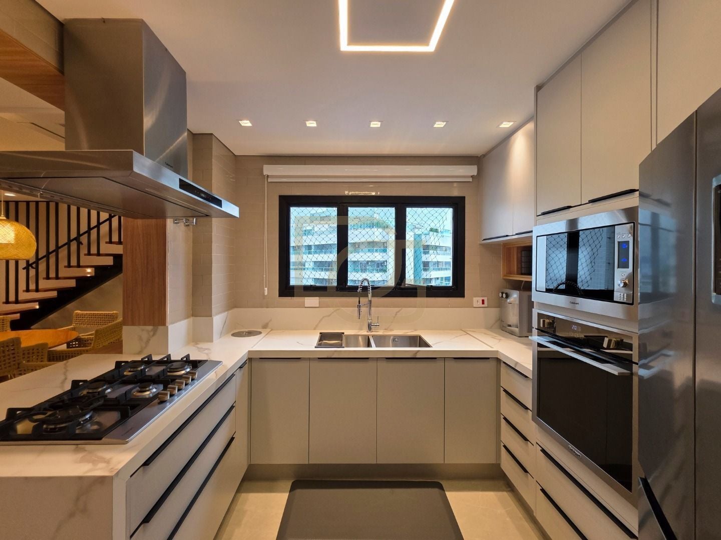 Cobertura, 4 quartos, 270 m² - Foto 7