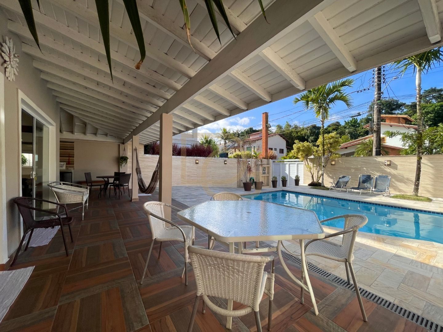 Casa, 4 quartos, 240 m² - Foto 11