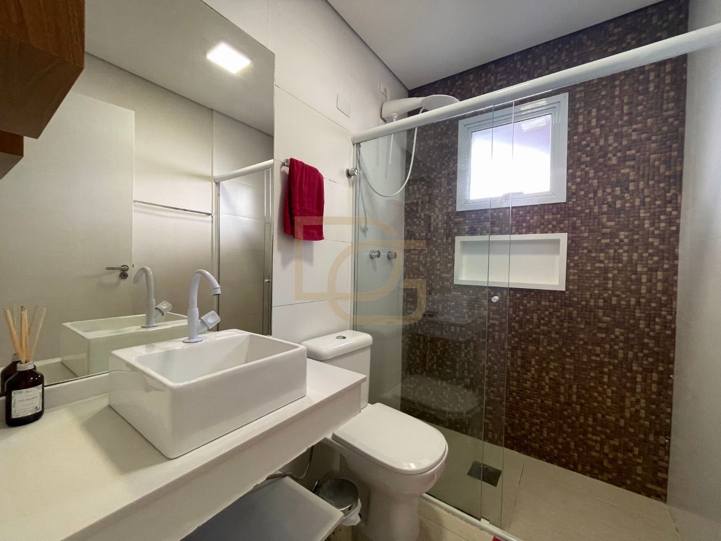 Casa, 4 quartos, 240 m² - Foto 38